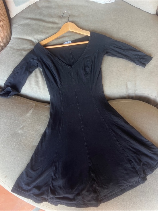 James Perse Dresses & Skirts - James Perse Black V-Neck Long Sleeve A-Line Dress